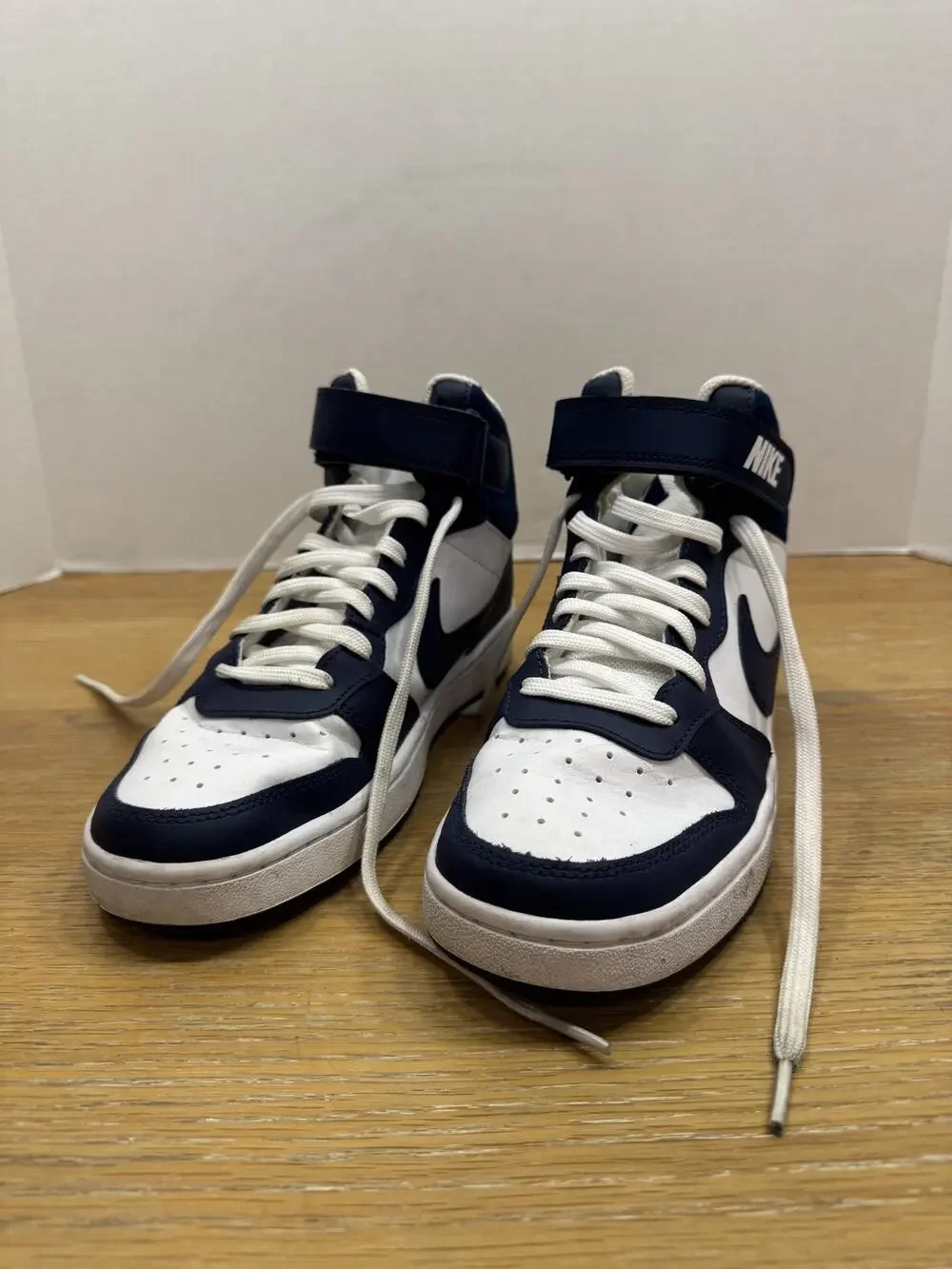 Nike Court Borough Mid 2 Size 7Y Blue and White